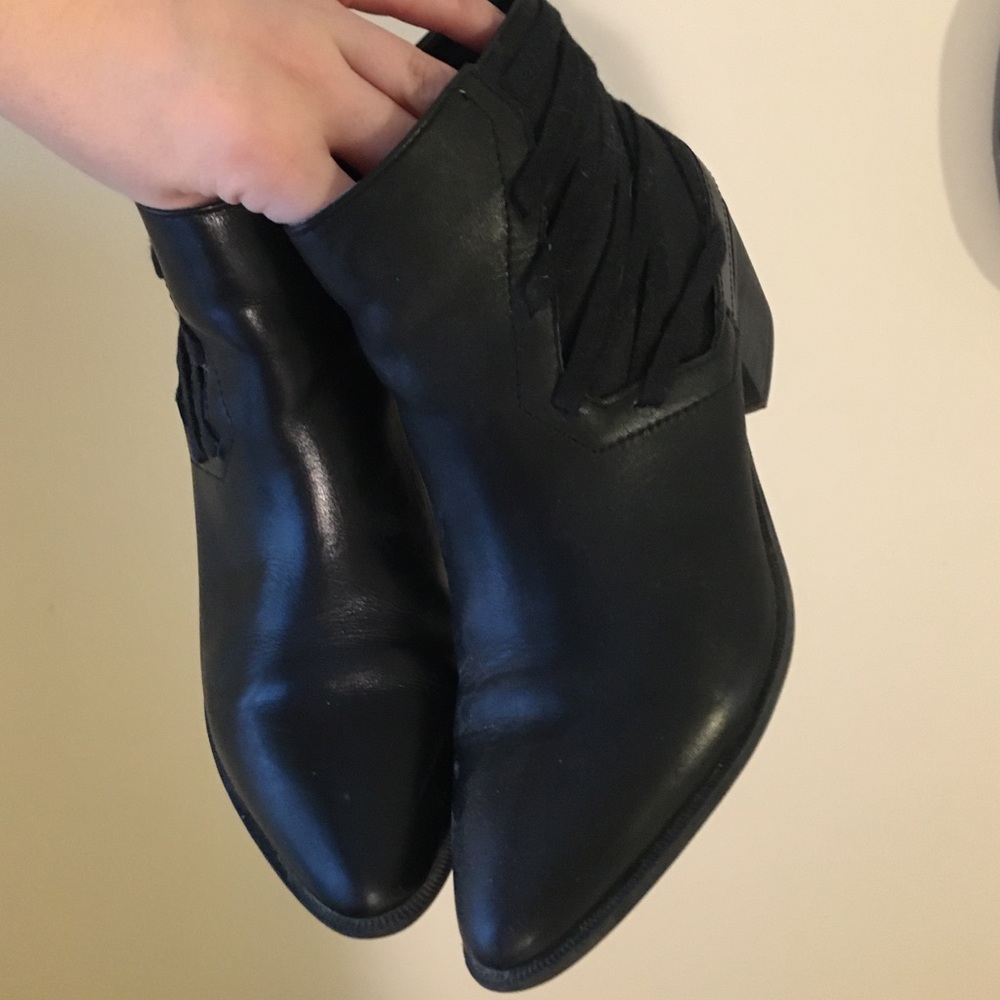 Circus by Sam Edelman ankle boots
